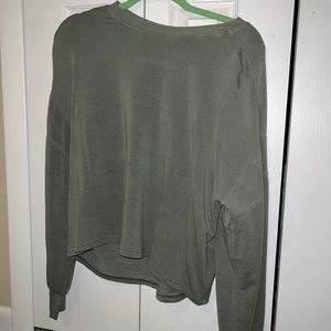 American eagle crew neck